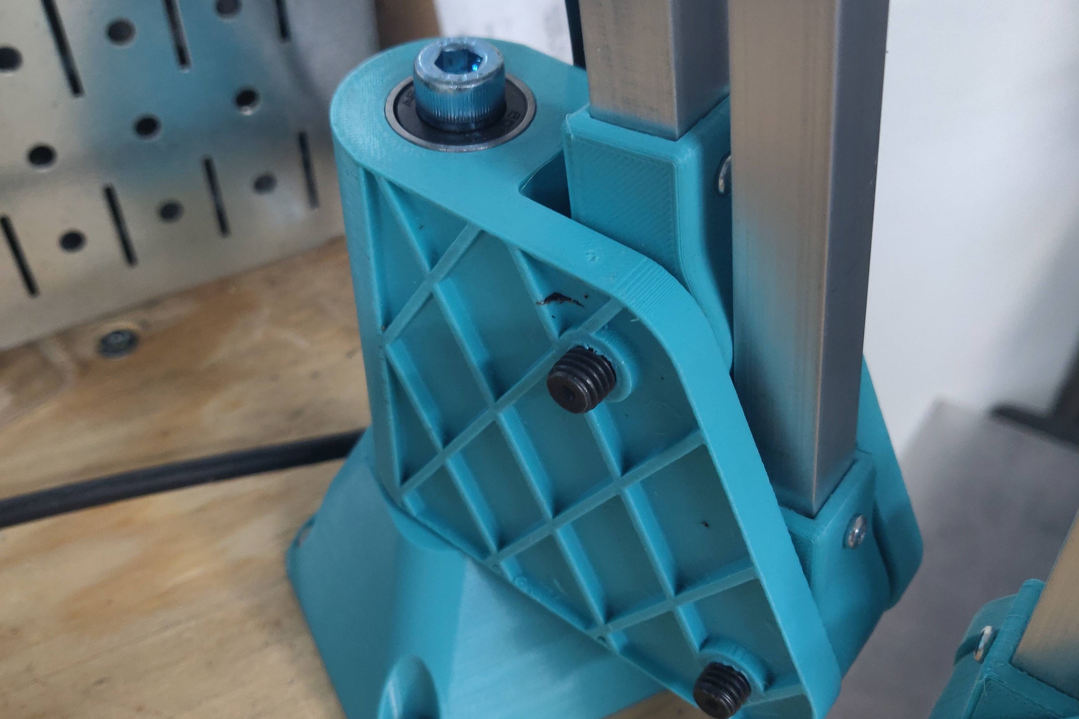 3D printed heat set insert installation arm
